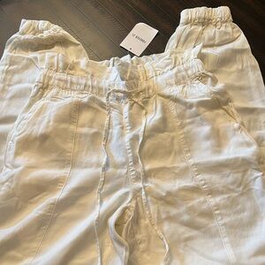 NWT Forever 21 White Casual Drawstring Paperbag Beach Pants Small